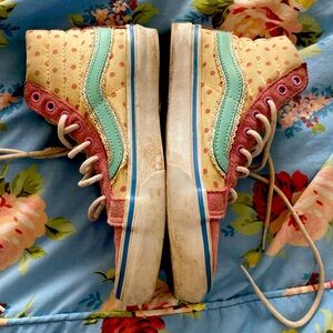 Vans Toy Story BO PEEP Limited Edition Sk8-Hi Sneakers